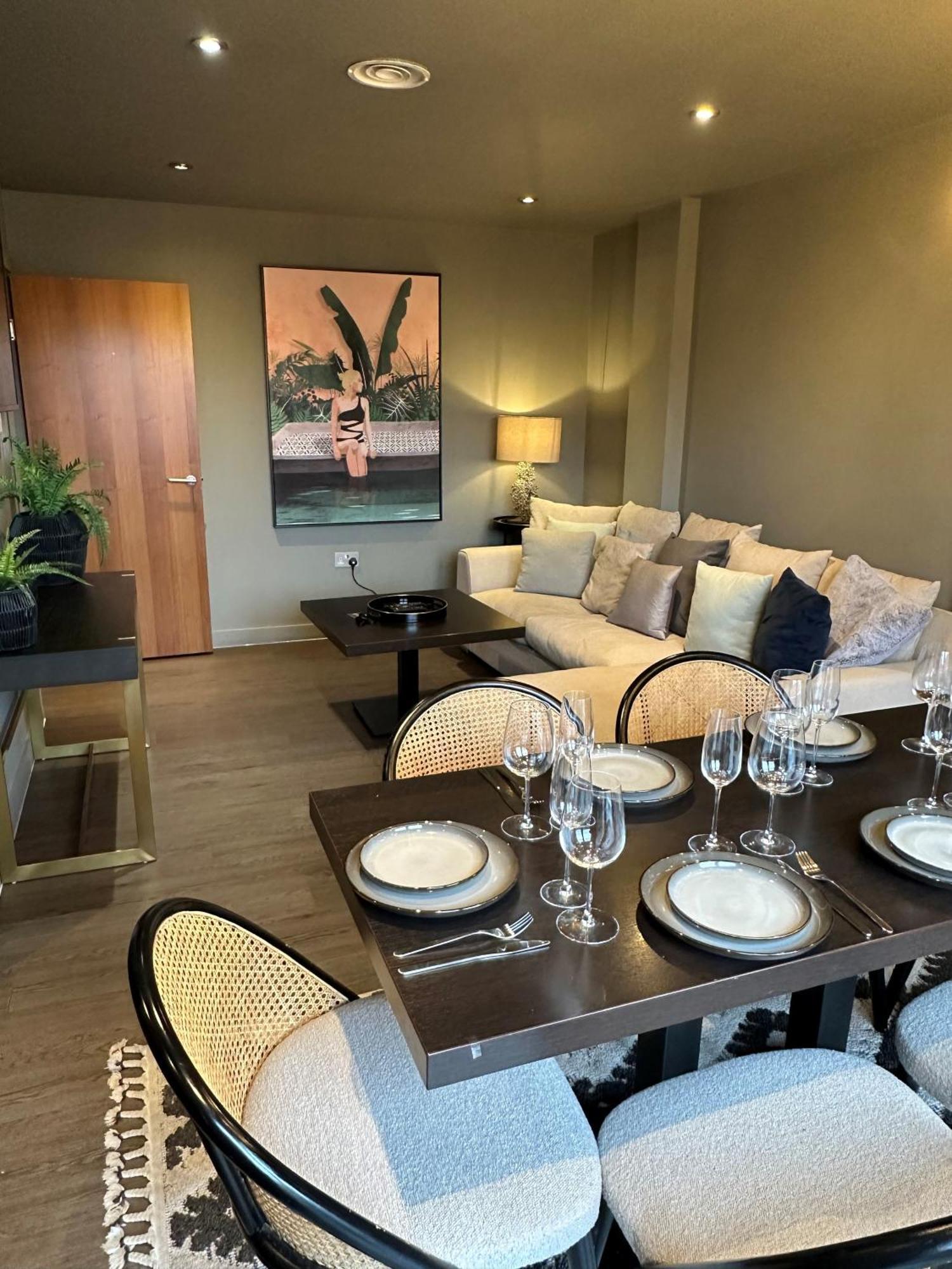 Epic Apartments Tunnage Square Liverpool Extérieur photo