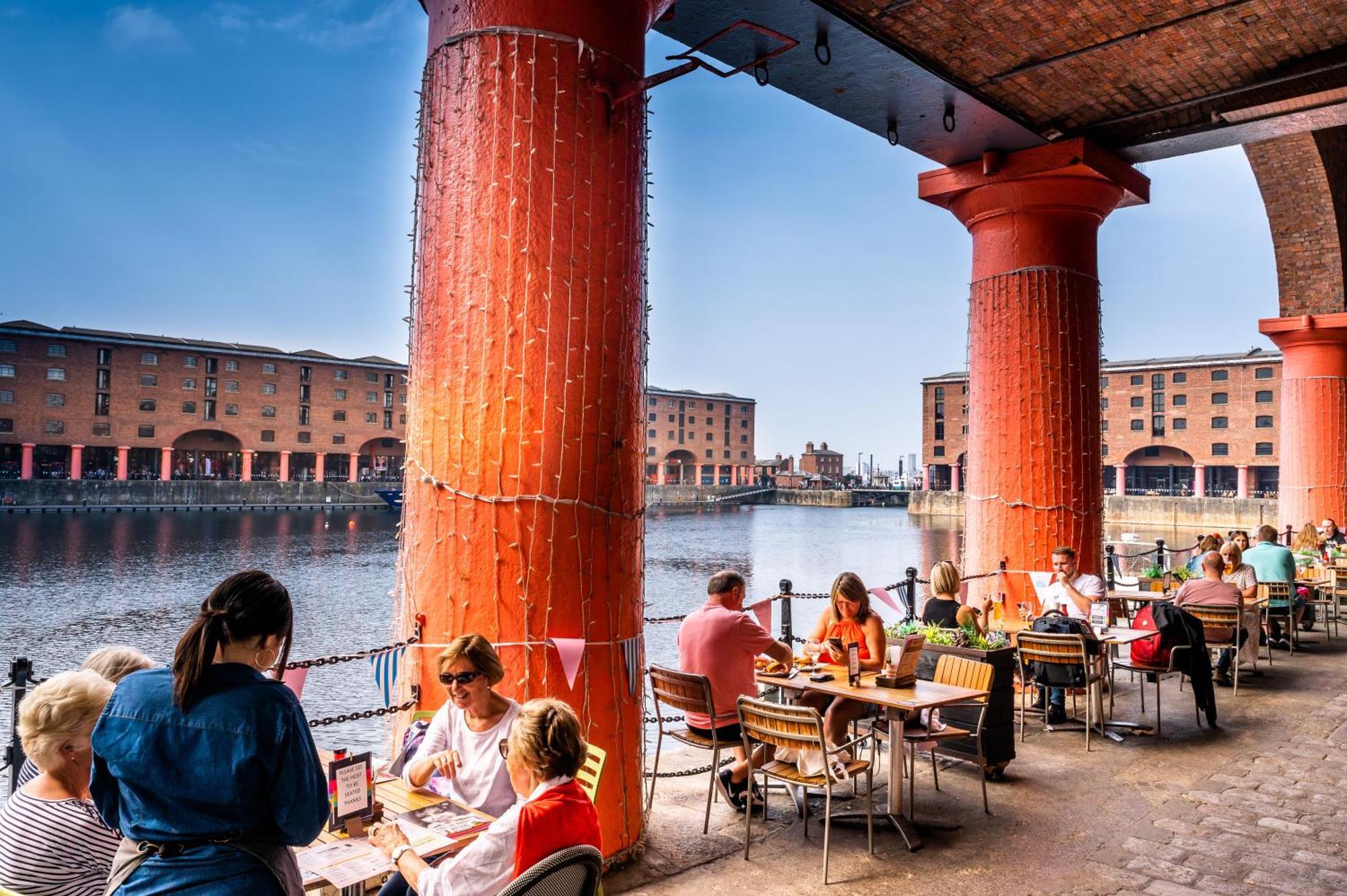 Epic Apartments Tunnage Square Liverpool Extérieur photo